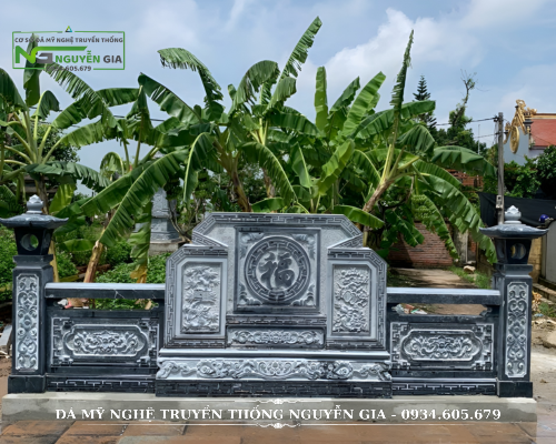 CUỐN THƯ ĐÁ