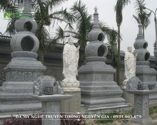 MỘ THÁP