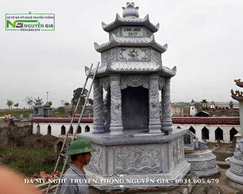 MỘ THÁP