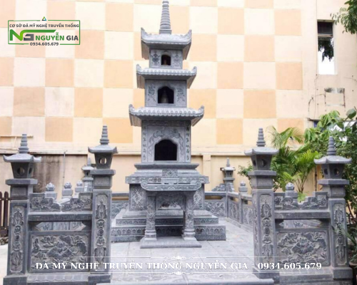 MỘ THÁP