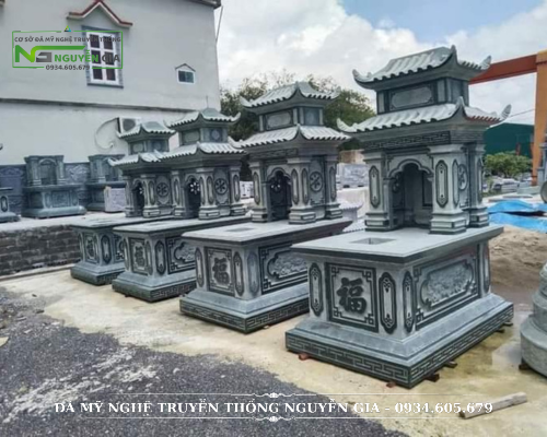 MỘ CÓ MÁI