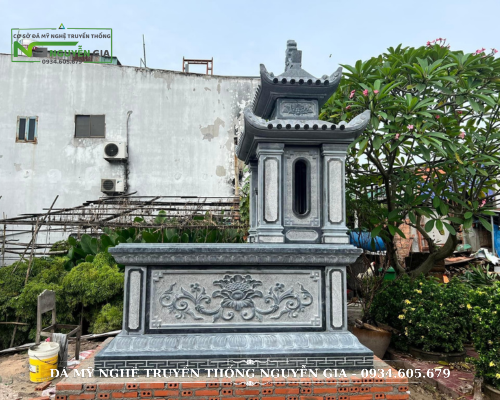 MỘ CÓ MÁI