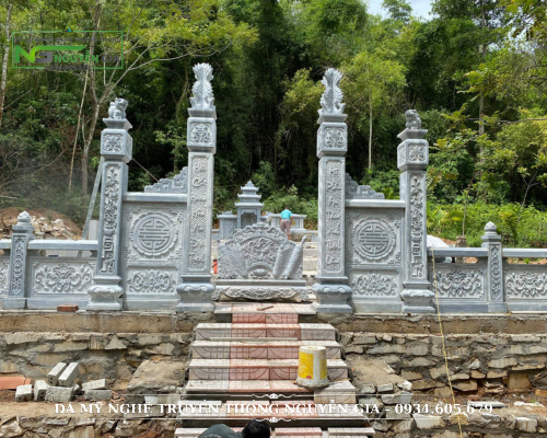 KHU LĂNG MỘ ĐÁ